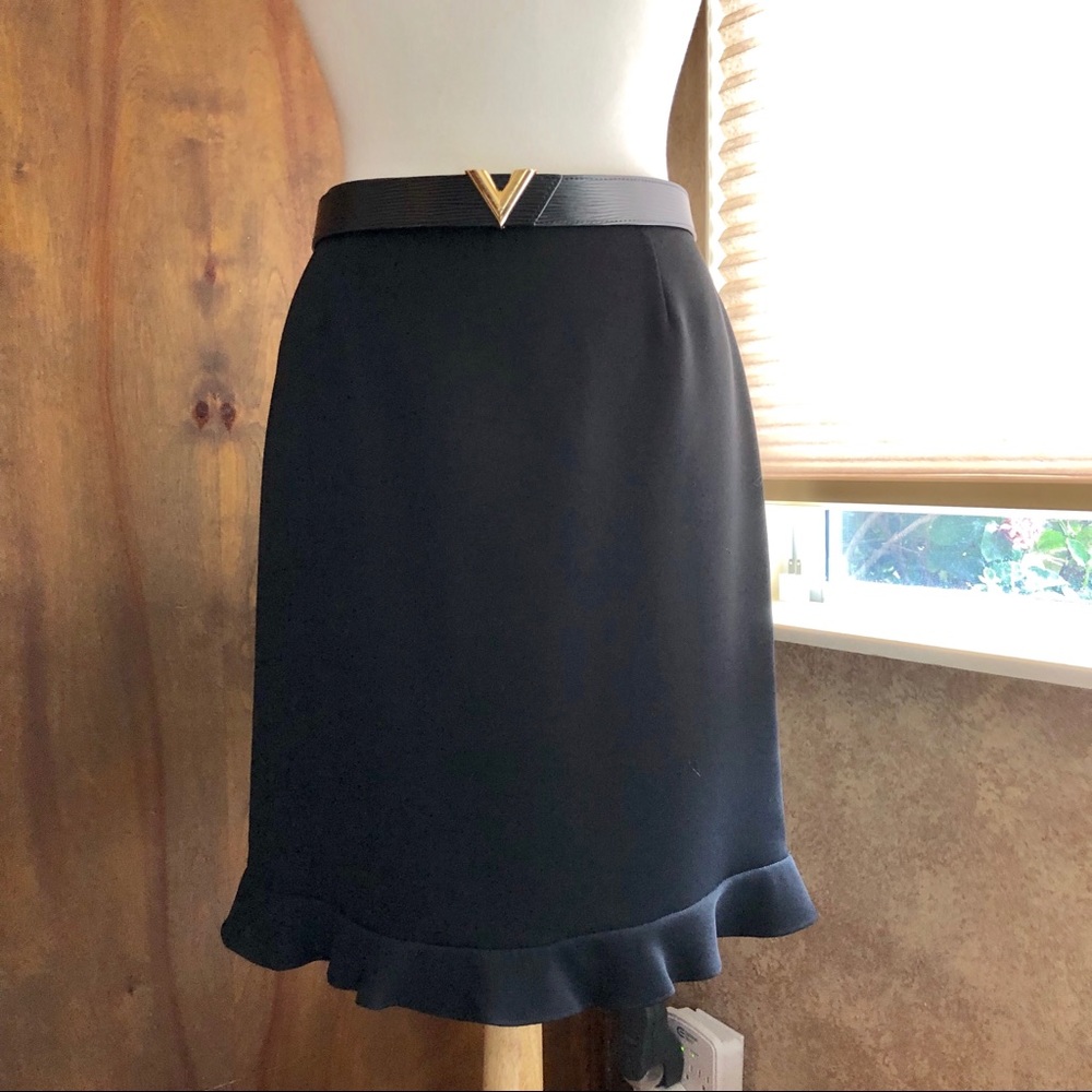 Yansi Fugel Black pencil skirt with ruffle hem